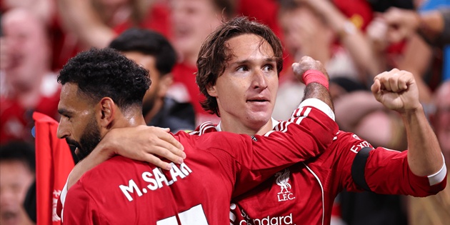 Liverpool vẫn cần Chiesa