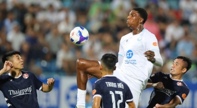 Ảnh bài viết Hudlin - Phạm Ba tạo khác biệt, Nam Định có 3 điểm trên sân nhà