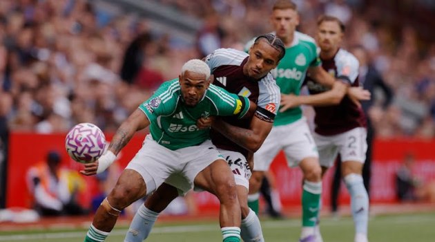 Villa chia điểm với Newcastle trên sân nhà.