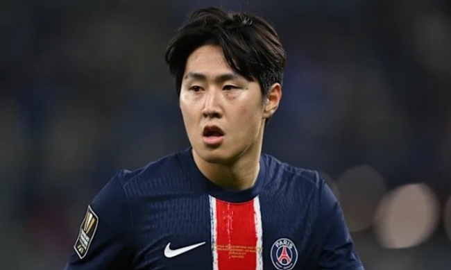 Lee Kang-in lọt tầm ngắm nhiều ông lớn.