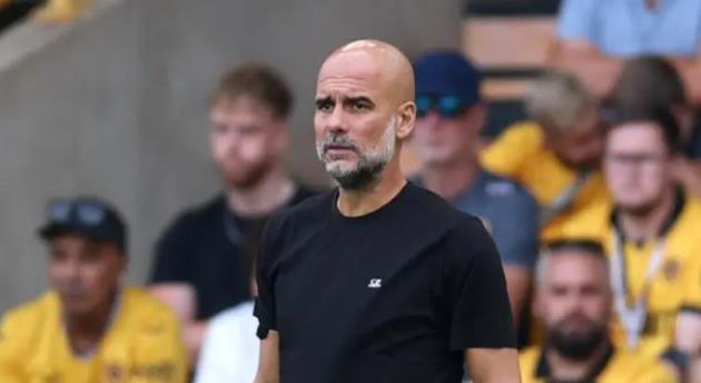 Ảnh bài viết Pep Guardiola than phiền Man City có quá nhiều cầu thủ, cần sớm thanh lọc