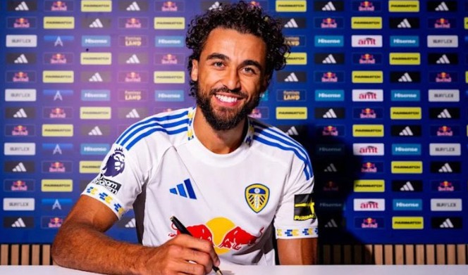 Ảnh bài viết Calvert-Lewin chọn Leeds, ngó lơ hợp đồng khủng từ Fenerbahce của Mourinho