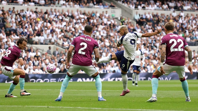 Bàn thắng tuyệt đẹp của Richarlison trước Burnley