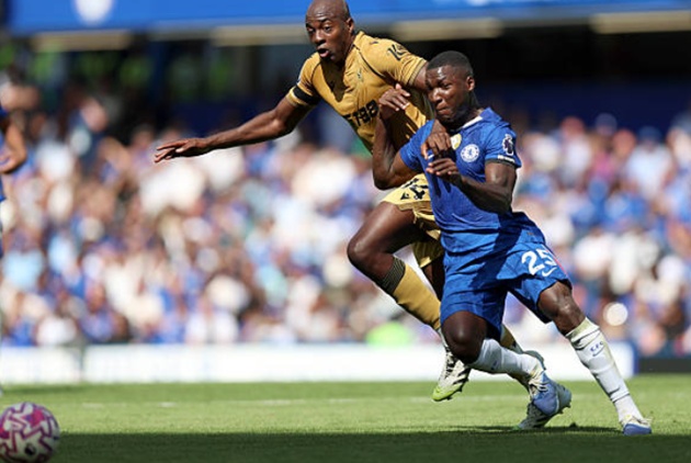 Moises Caicedo - 7,3: Xuất sắc như thường lệ. Là người đánh chặn và phân phối bóng cho Chelsea