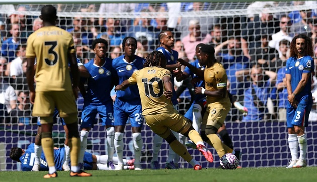 Ảnh bài viết VAR gây bão khi hủy bàn thắng sút phạt của Eze tại Stamford Bridge