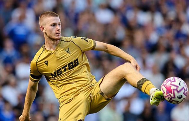 Manchester United đặt Adam Wharton vào tầm ngắm.