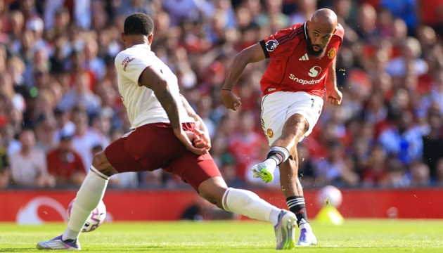 Ảnh bài viết Rio Ferdinand chỉ ra điểm sáng lớn nhất của Man Utd trong trận thua Arsenal
