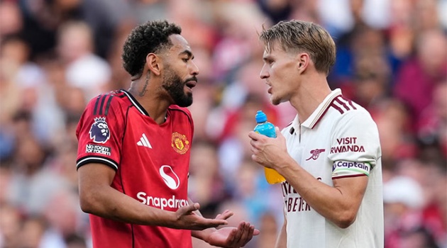 Ảnh bài viết Cunha được khen "xuất sắc nhất" trận MU thua Arsenal