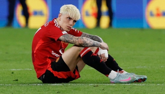 Cánh cửa dự World Cup của Garnacho đang hẹp dần.