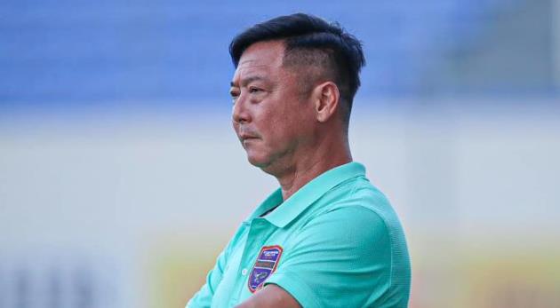 HLV Lê Huỳnh Đức nhanh chóng để lại ấn tượng.