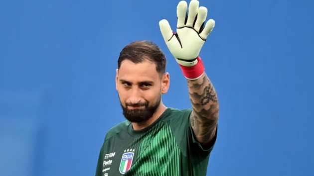 Ảnh bài viết Rooney: "MU sai lầm nếu không mua Donnarumma và cần thêm một tiền vệ"