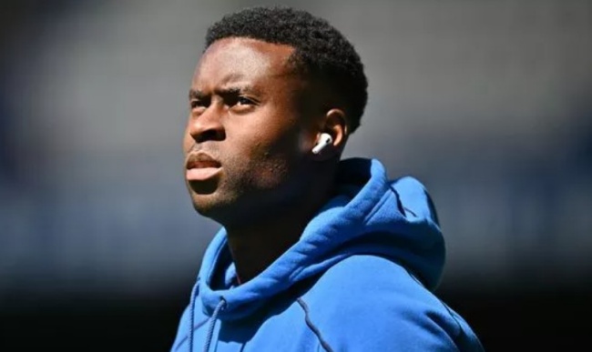 Tương lai của Guehi vẫn là dấu hỏi.