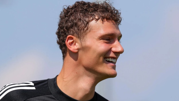 Ảnh bài viết Barca được đề nghị chiêu mộ Pavard