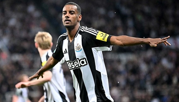 Isak giờ chỉ muốn ra đi.