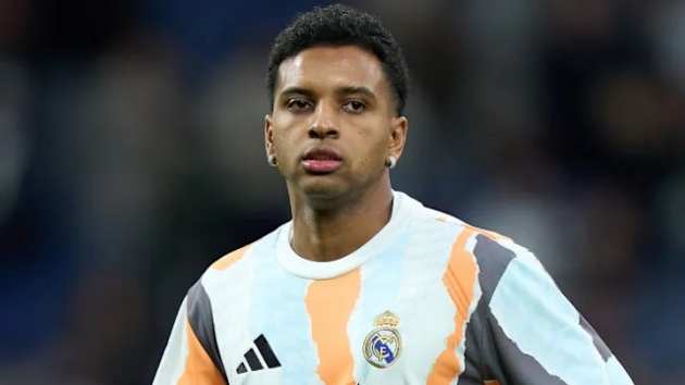 Rodrygo tiếp tục không được Alonso trọng dụng.