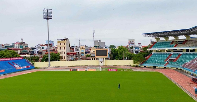 Sân Ninh Bình đã sẵn sàng cho trận đấu đầu tiên.