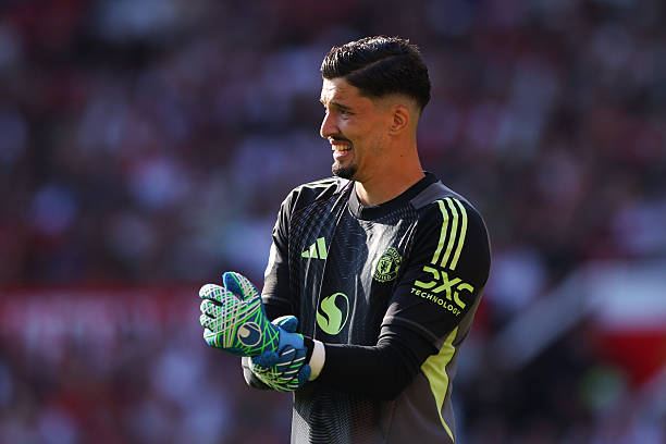 Bayindir gây thất vọng trước Arsenal.