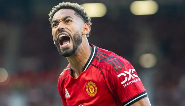 Matheus Cunha ra mắt ấn tượng trong màu áo Man United tại Ngoại hạng Anh.