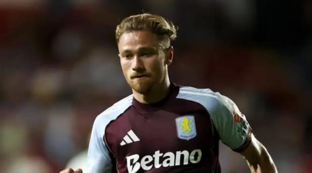 Ảnh bài viết Matty Cash có thể quay lại Nottingham Forest trong mùa hè này