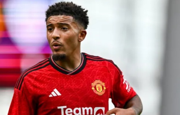 Ảnh bài viết Roma không từ bỏ theo đuổi Sancho của MU