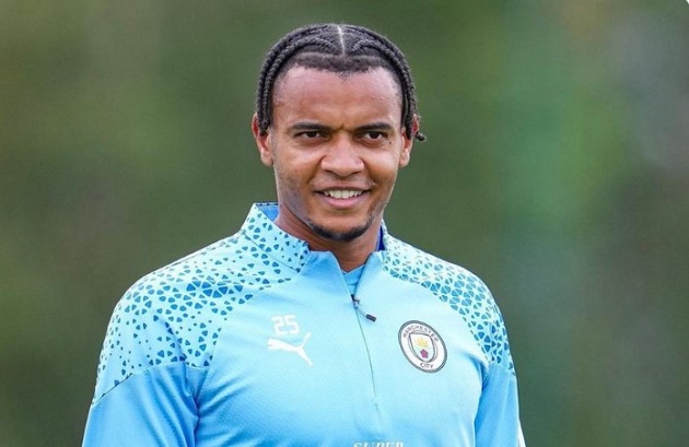 Akanji không còn được trọng dụng ở Man City.