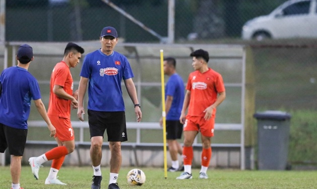 ĐT Việt Nam chốt đá giao hữu với Nam Định và CAHN