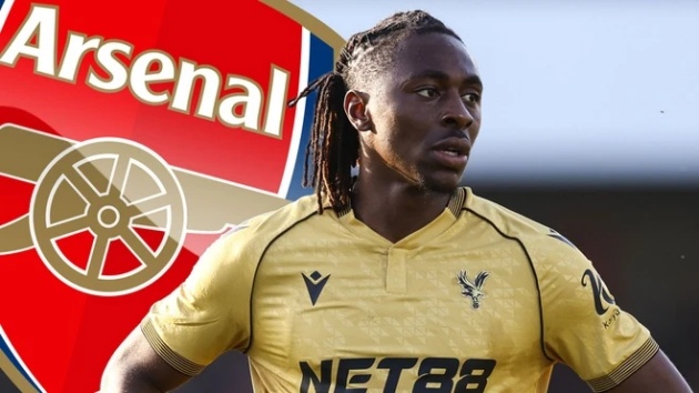 Eze đạt thỏa thuận gia nhập Arsenal nhưng vẫn sẽ ra sân cho Palace.