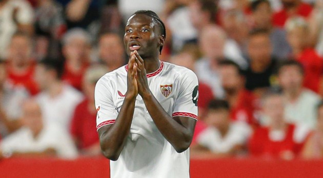 Ảnh bài viết Chuyển nhượng tối 21/8: Man United quan tâm đến ba tiền vệ; Haaland muốn chơi cùng Mbappe
