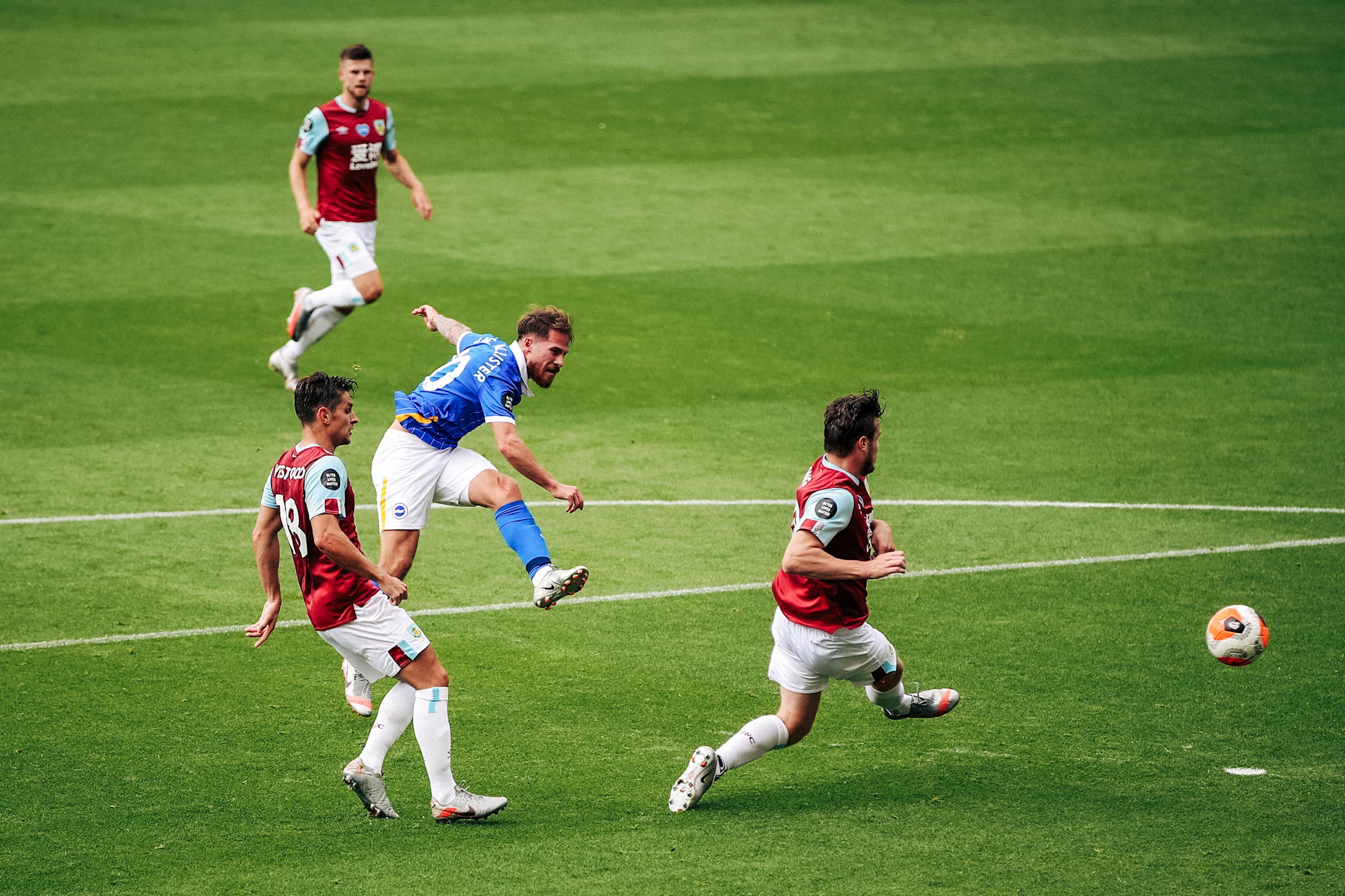 Cầu thủ người Argentina tỏa sáng, hướng đến mục tiêu tham dự World Cup
