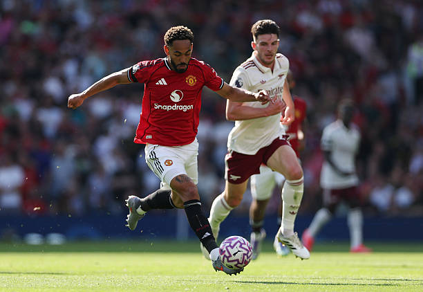 Man Utd vừa có một màn trình diễn đáng khen ngợi dù thua Arsenal.