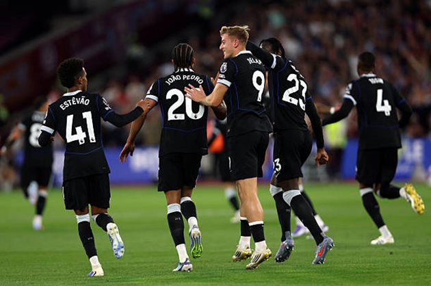 Hàng công Chelsea mang đến những dấu hiệu tích cực.