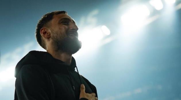 Ảnh bài viết Donnarumma xúc động trong ngày chia tay CĐV PSG