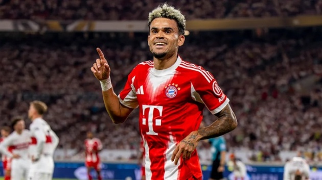 Diaz có màn ra mắt Bundesliga hoàn hảo.