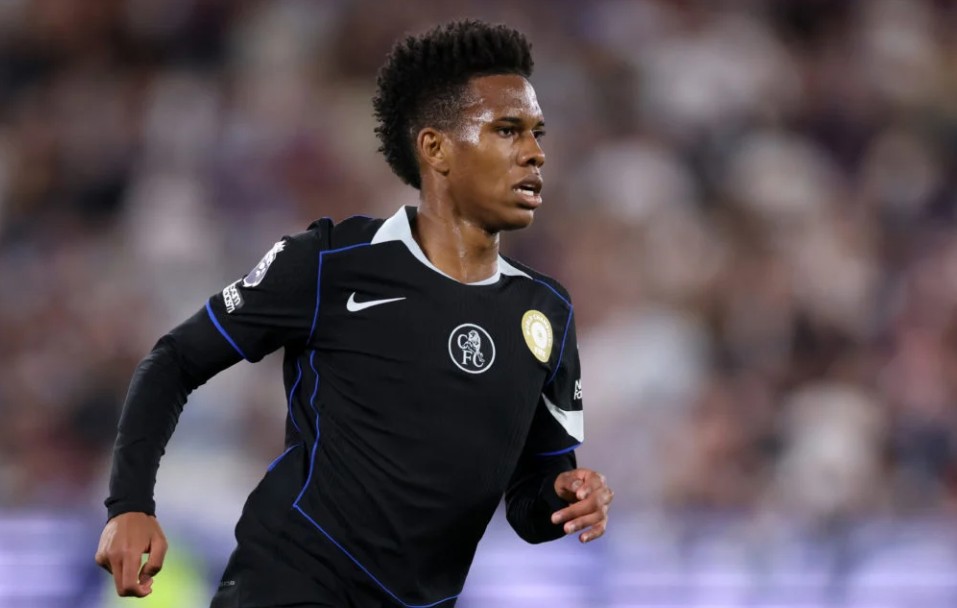 Estevao Willian được HLV Enzo Maresca tin dùng thay vì Jamie Gittens.