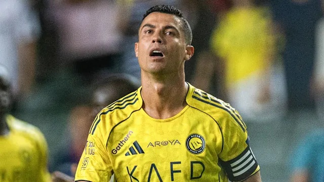 CR7 lập kỷ lục nhưng không thể giành danh hiệu.