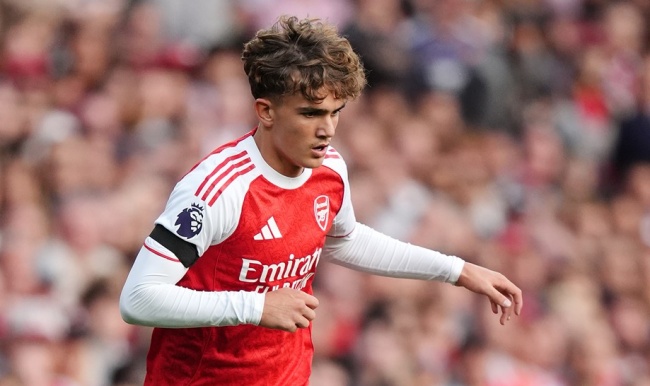 Ảnh bài viết Timber ấn tượng với thần đồng Arsenal