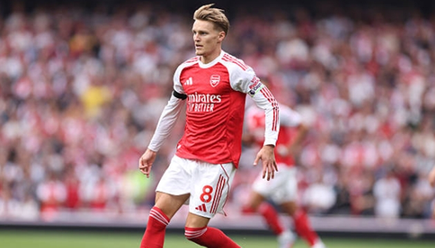 Martin Odegaard – 7.2/10: Phải rời sân ở phút 38 sau khi không thể tiếp tục thi đấu vì chấn thương vai gặp phải từ đầu trận.