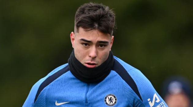 Aaron Anselmino đạt thỏa thuận với Dortmund.