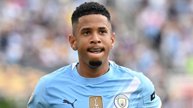 Tottenham nâng giá hỏi mua Savinho.