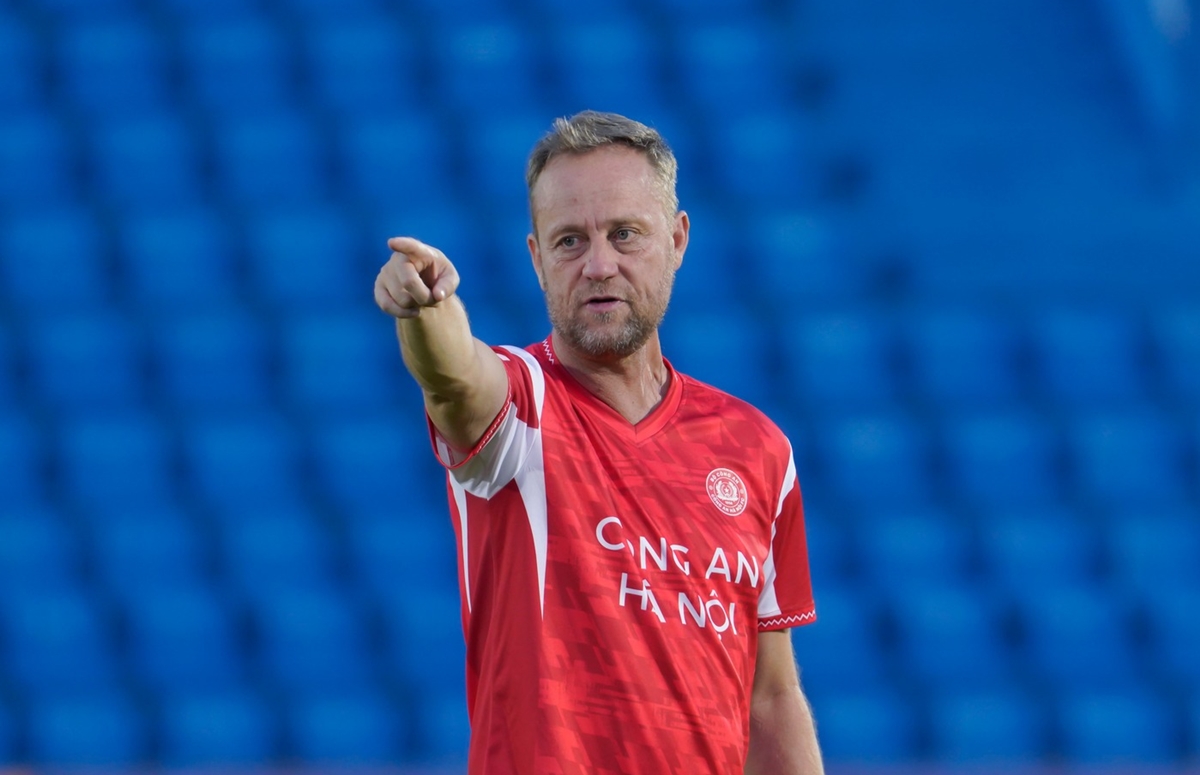 HLV Alexandre Polking của CAHN. Ảnh: CAHNFC.