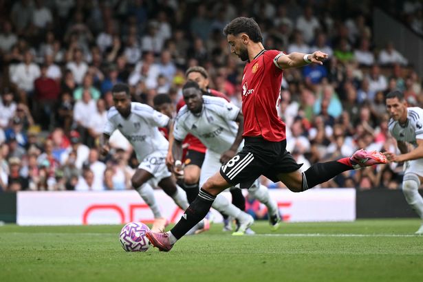Ảnh bài viết Bruno Fernandes hỏng phạt đền, MU bị cầm hoà trước Fulham