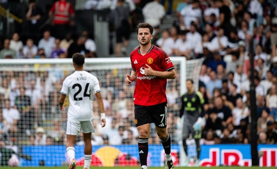 Mason Mount (6.5/10):  Có những ý tưởng tốt nhưng khâu thực hiện cuối cùng lại thiếu một chút chính xác. Nỗ lực nhưng cần đóng góp nhiều hơn để giữ vị trí chính thức.