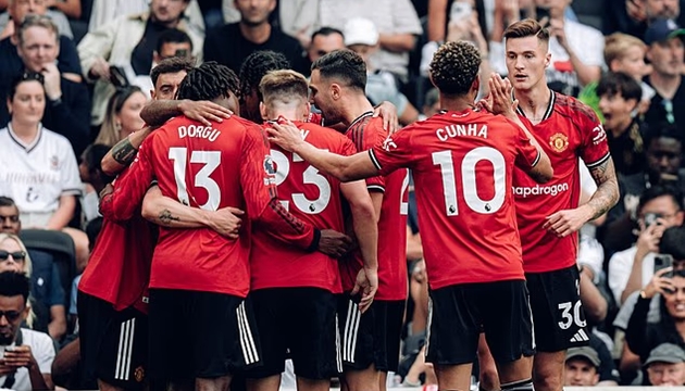 Benjamin Sesko chưa thể có bàn thắng ra mắt Man United.