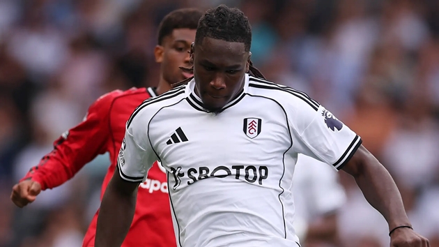 Ảnh bài viết Sao Fulham tố Man Utd ghi bàn thắng 'bẩn' sau trận hòa 1-1