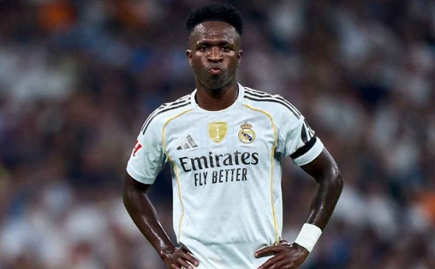 Ảnh bài viết Real Madrid tạo bất ngờ khi để Vinicius, Alexander-Arnold dự bị