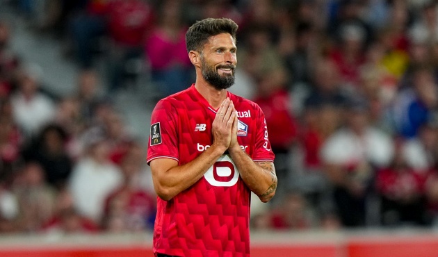 Giroud vẫn chơi rất hay dù đã 38 tuổi.