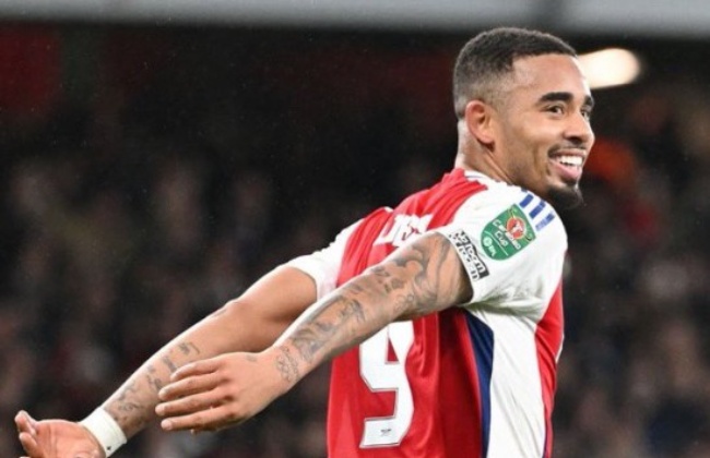 Ảnh bài viết Jesus tái xuất trên sân tập Arsenal sau 7 tháng ngồi ngoài