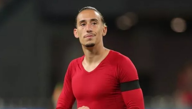 Kostas Tsimikas trong màu áo Liverpool.