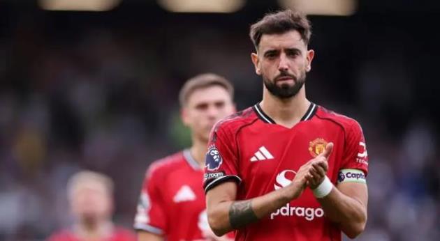 Ảnh bài viết Nghịch lý Bruno Fernandes: Vì sao cầu thủ hay nhất của Man Utd lại tạo ra bài toán chiến thuật