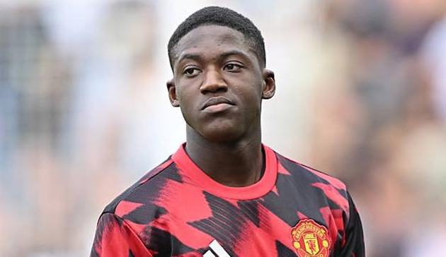 Kobbie Mainoo sẽ phải cạnh tranh vị trí với Bruno Fernandes.